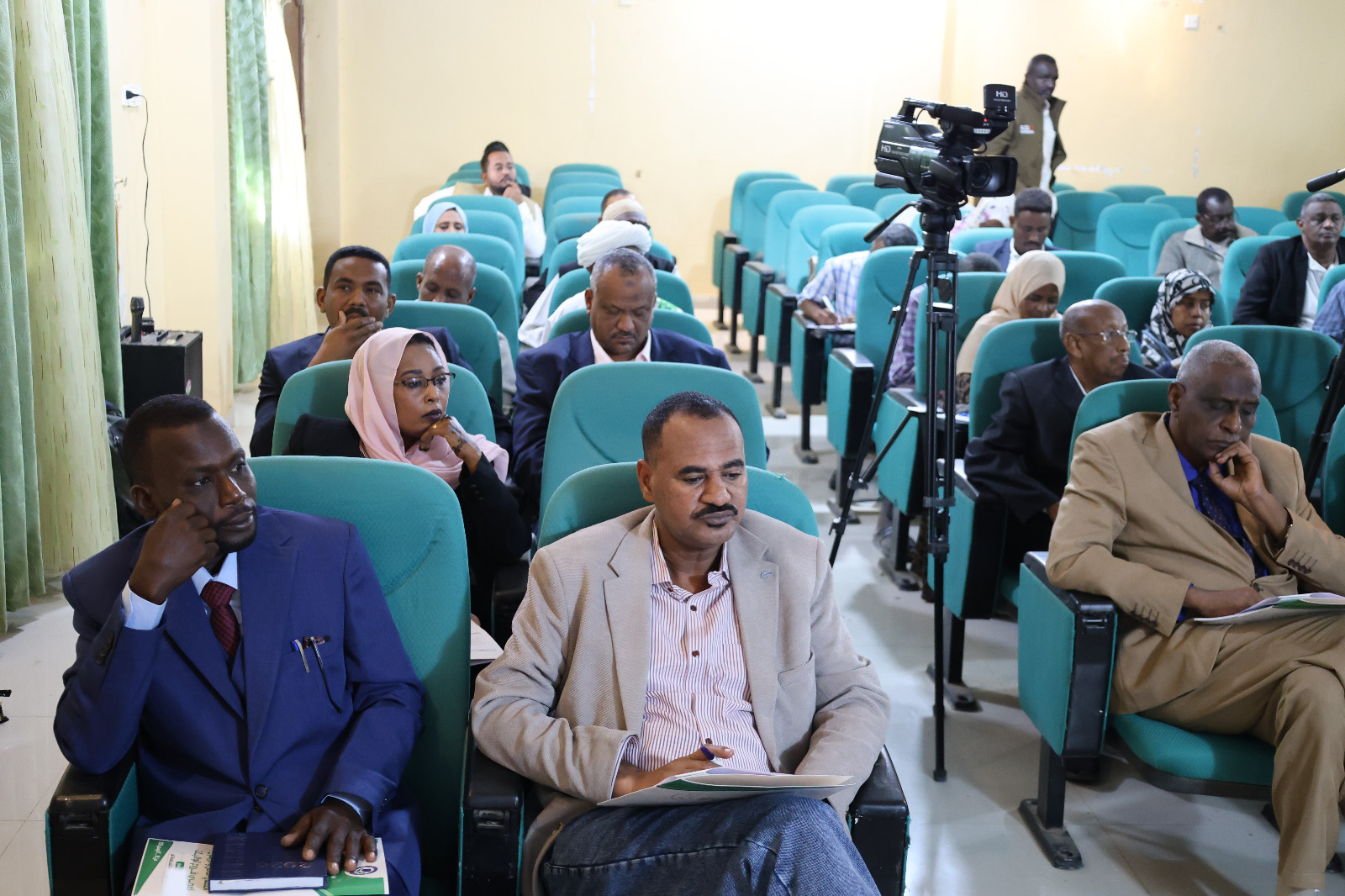 إشادة رسمية بدور الصندوق في تعزيز الاستقرار الصحي