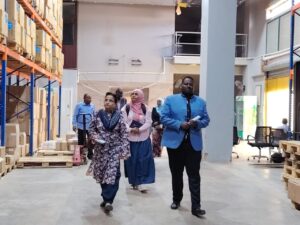 جولة ميدانية لعدد من المخازن المتضررة والمدمرة