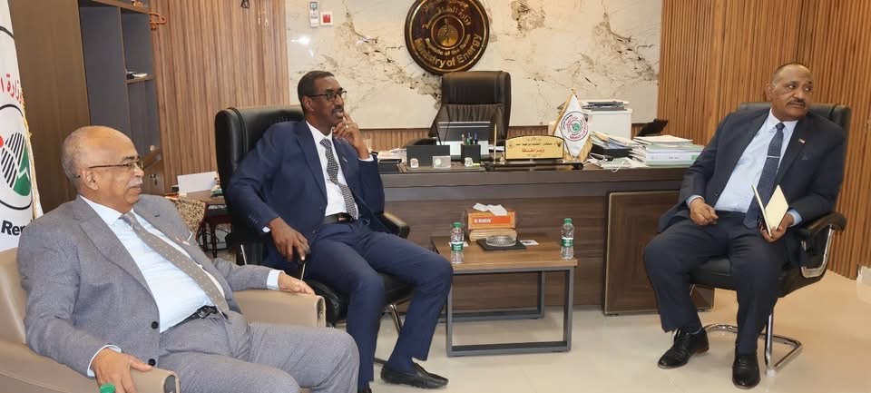 الجانبان ناقشا خطة استئناف تشغيل مصنع المحولات بالخرطوم 