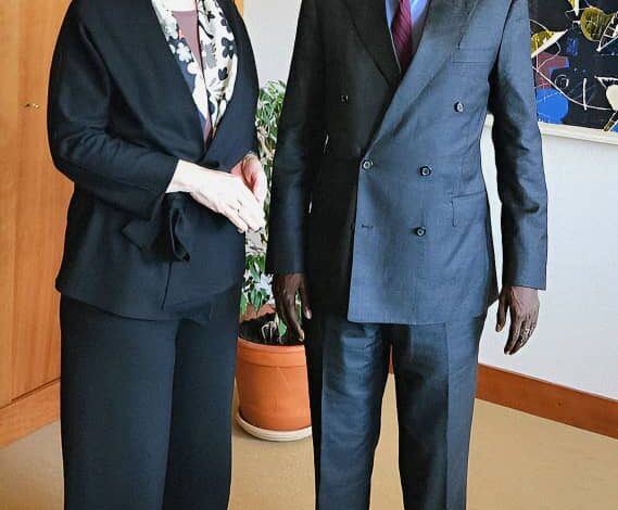 مناوي يلتقي جيسا برويتغام بمقر وزارة الخارجية الألمانية في برلين.