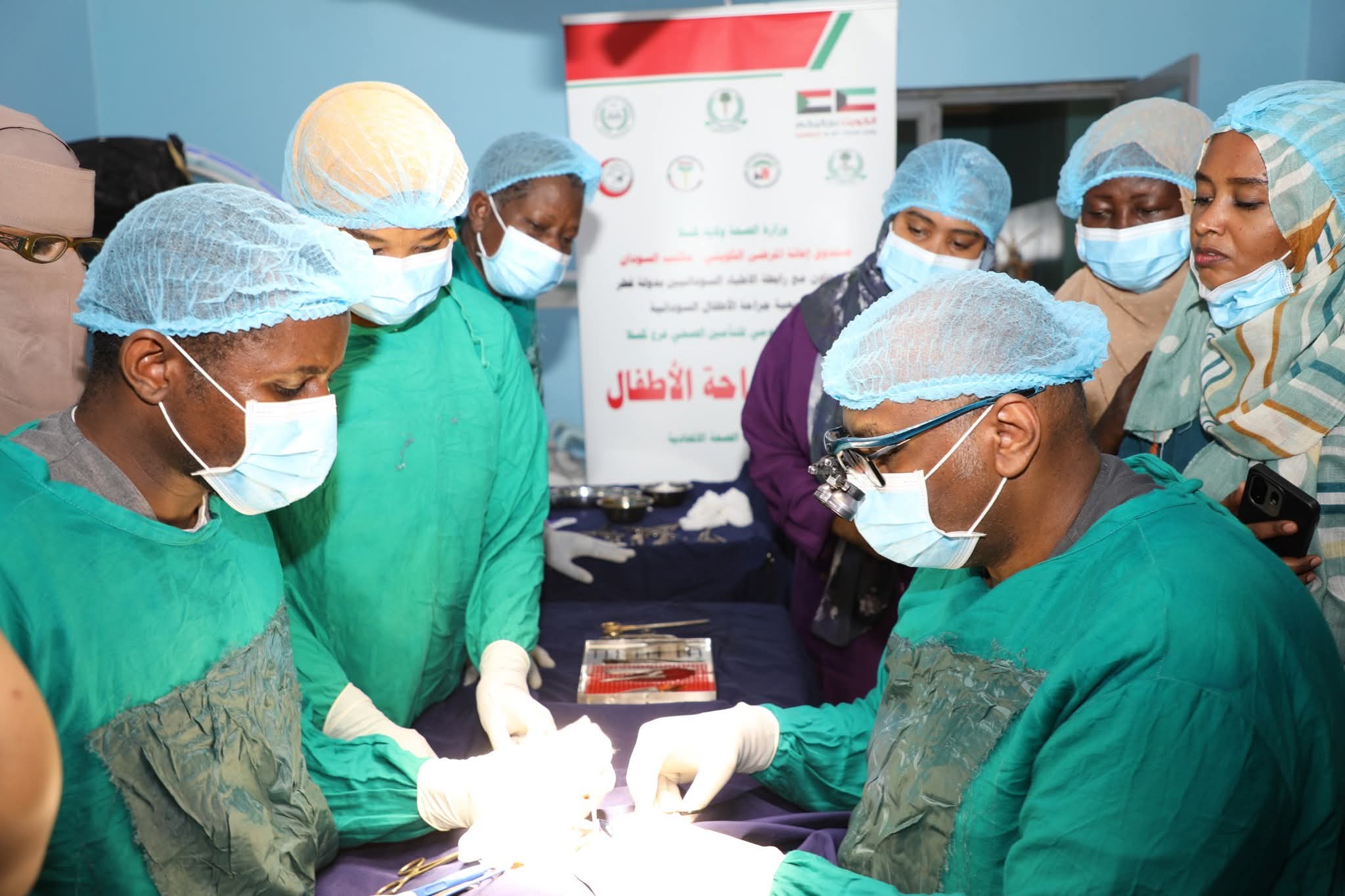 مخيم العمليات الجراحية في جراحة الأطفال والمسالك البولية ومناظير الجهاز الهضمي