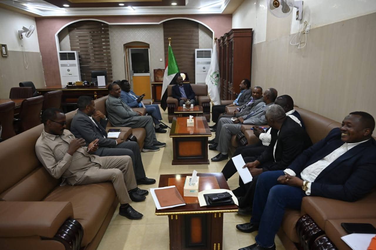 دعم القطاع الصحي بالنيل الأبيض، خاصة في مجال التأهيل وتحسين البيئة الصحية