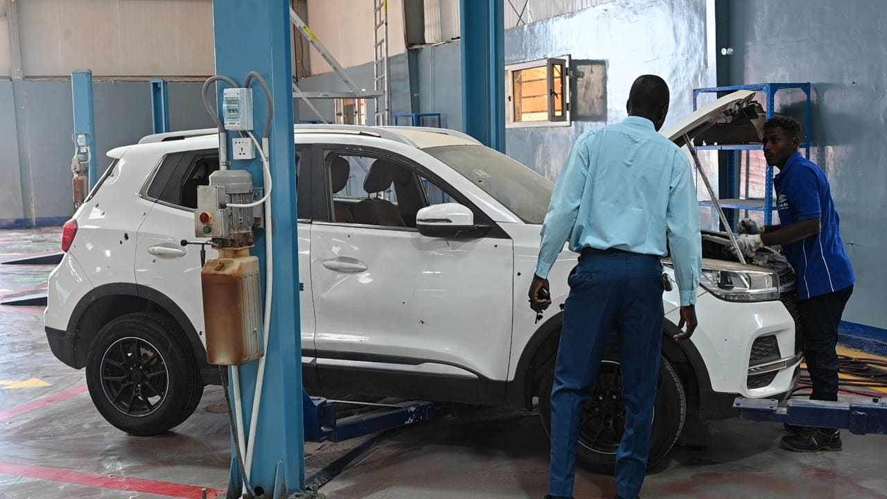 مركز التبيان  يعتبر اكبر مراكز صيانة الإقليم