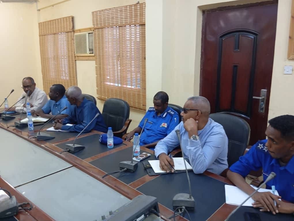 اللقاء بحث التدابير غير الاحتجازية للأطفال