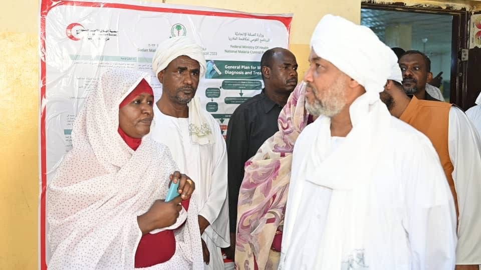 الوزير أبدى إعجابه بمستوى التطور في البنية التحتية 