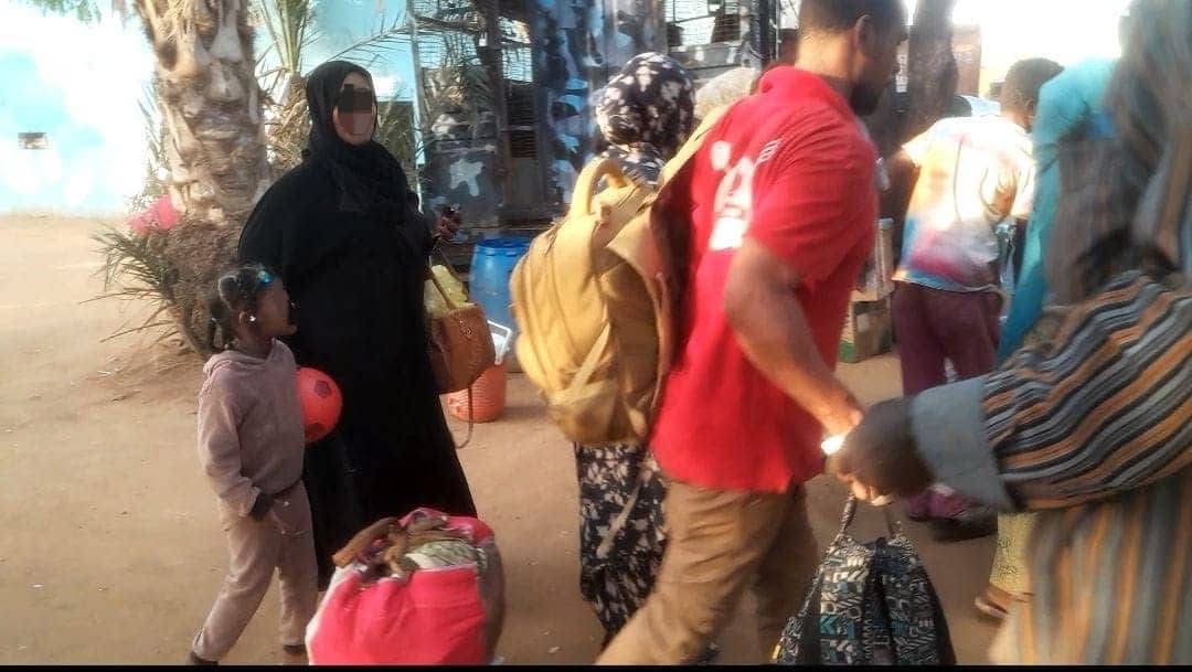 ابعاد 58 اجنبيا 