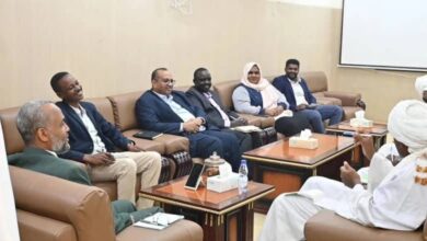 وزير الصحة يلتقي مجلس امناء ولجنة تطوير مستشفى كورتي 4 FB IMG 1770050131844