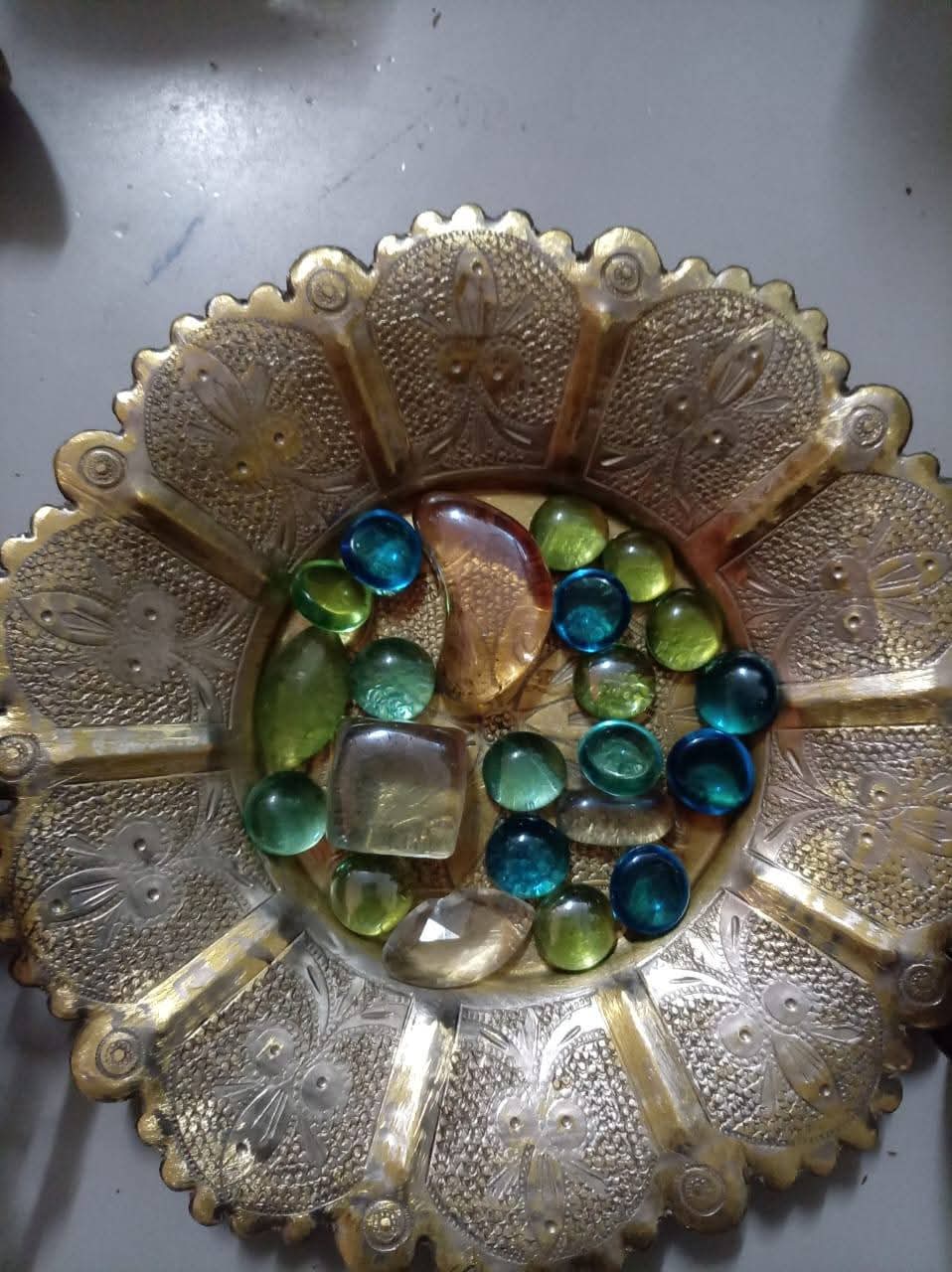 أكثر من (18) قطعة أثرية تشمل حضارات إسلامية وأواني نحاسية من مملكة مروي