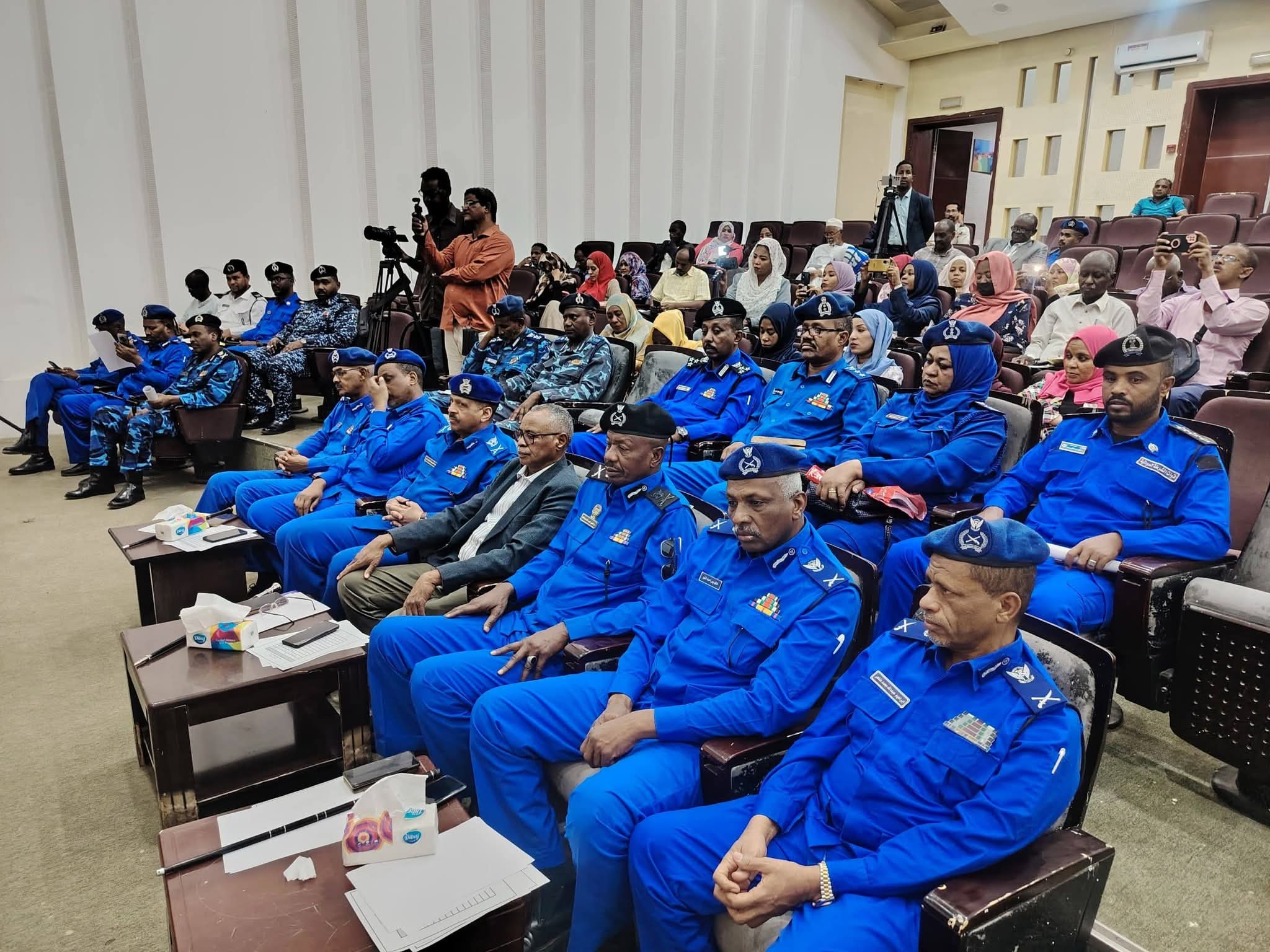 منبر الشرطة الرمضاني يناقش قضايا الجوازات 1 FB IMG 1773348088717