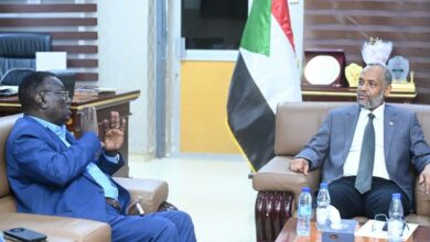 الصحة الاتحادي والنيل الأبيض يبحثان الأوضاع الصحية والمنشآت المقرر افتتاحها 5 FB IMG 1785433866196