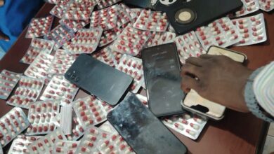 تفكيك شبكة لترويج النيرفاكس وضبط 1470 حبة مخدرة 3 FB IMG 1791057101000